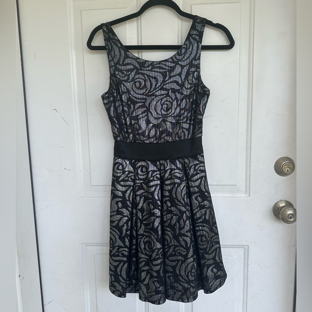 Yellow star dress silver and black metalic dress size Small